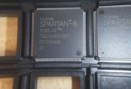 XC6SLX9-2TQG144C