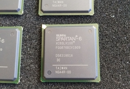 XC6SLX100-2FGG676I